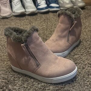 Soda Kids Pink Faux Fur Wedge Shoes